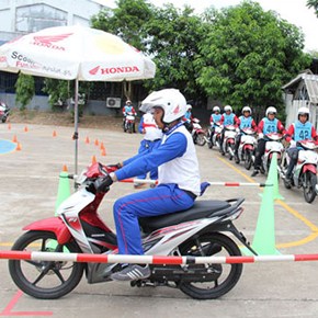 การแข่งขัน Honda Student Safety Riding Skill Contest ครั้งที่ 4 สนามที่ 3 จ.เพชรบูรณ์